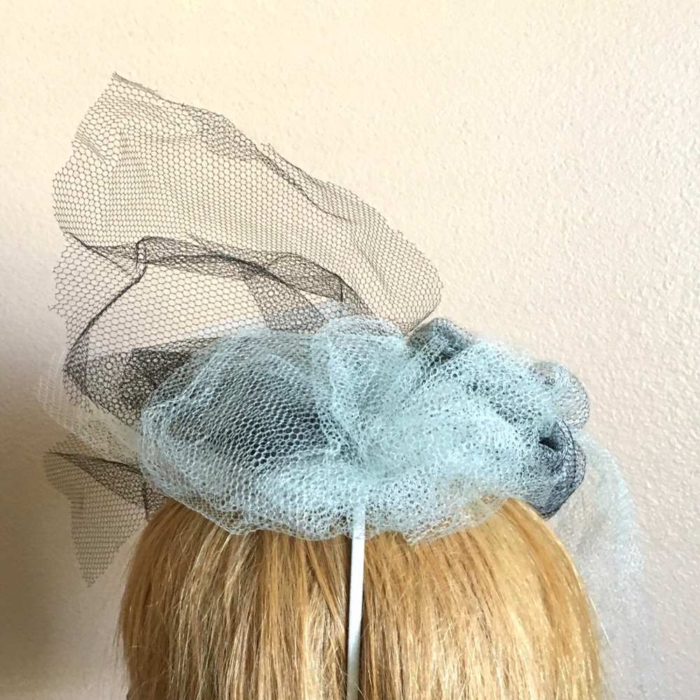 Fancy Fascinator - Picture 5 of 7